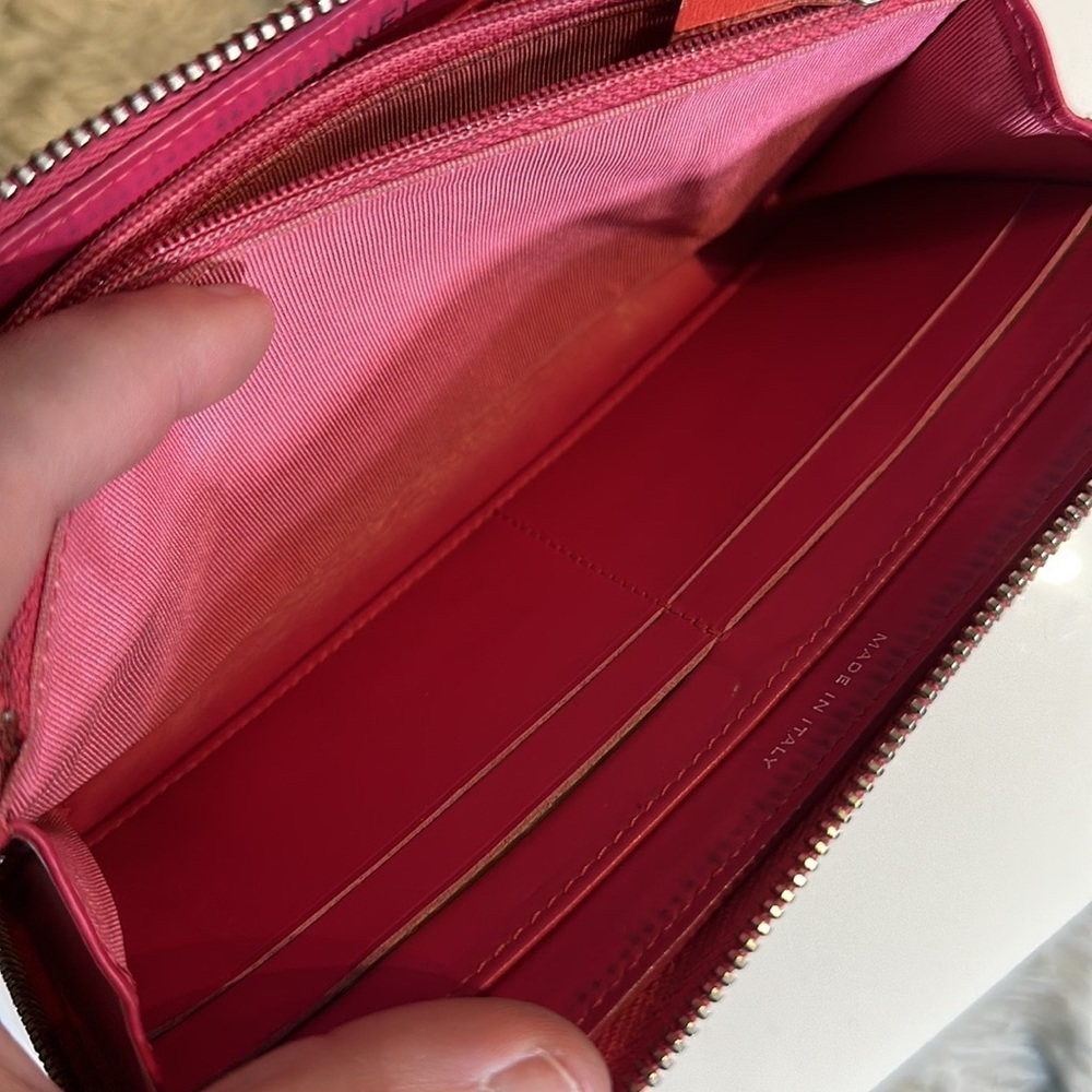 CHANEL - Auth. Hot Pink Quilted Patent Leather Long Zippy Classic Wallet Guc - Picture 11 of 14